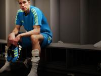 FB体育娱乐-跨洋对决的终章，切特一球定乾坤，雄鹿与广东的篮球史诗