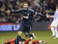 FB体育赛事-阿拉巴一锤定音！中国男篮生死战力克喀麦隆，绝境中绽放希望之光