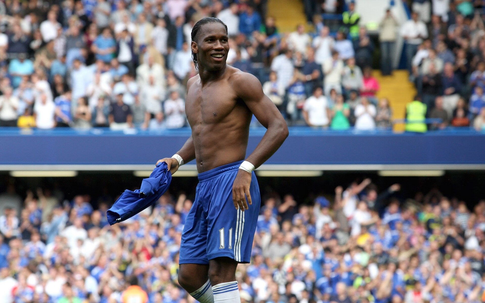 从边境到球场，墨西哥冲垮美国背后的关键先生恩佐