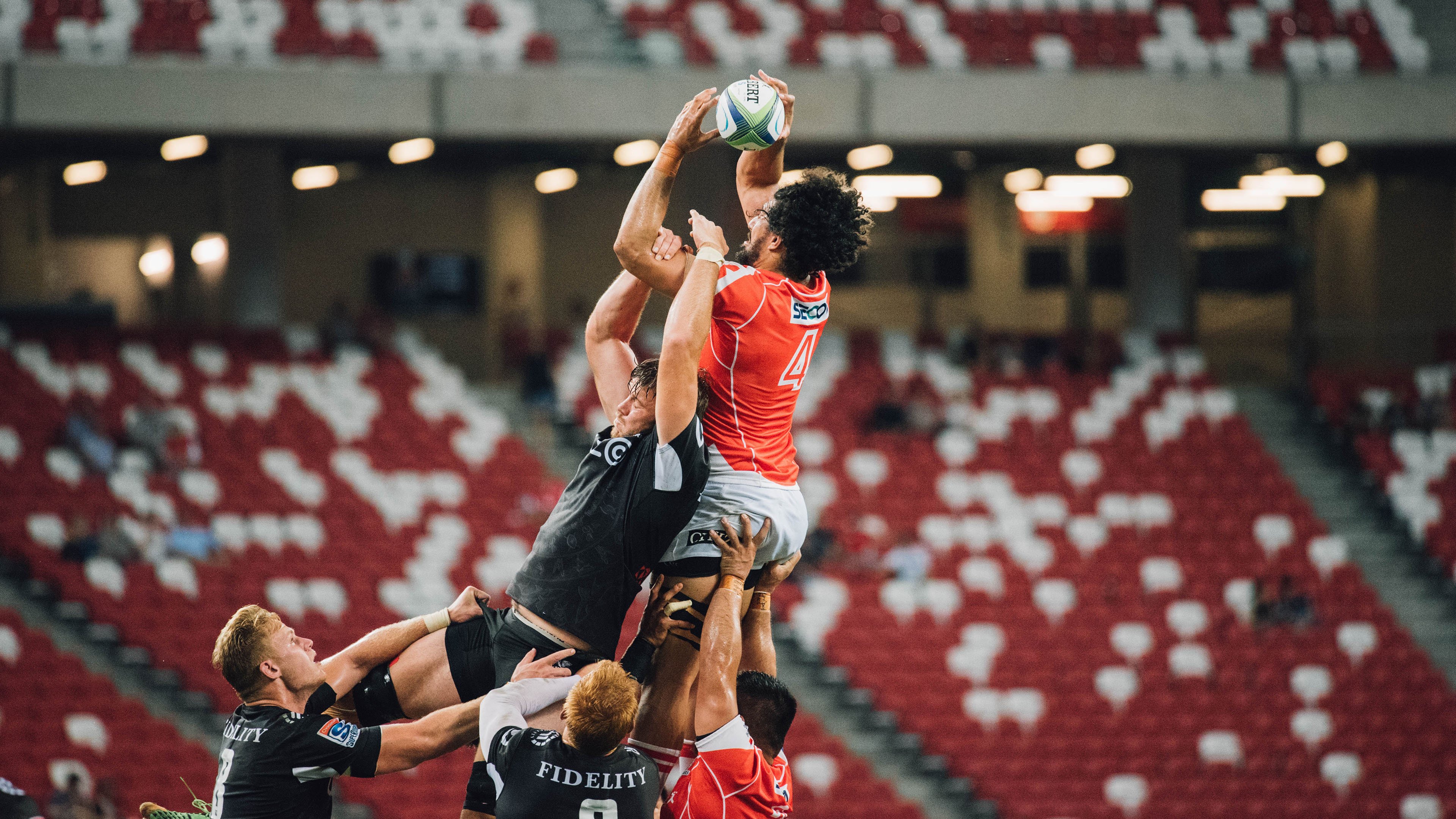 红魔之翼降临伊比利亚，拉什福德统治西甲国家德比之夜