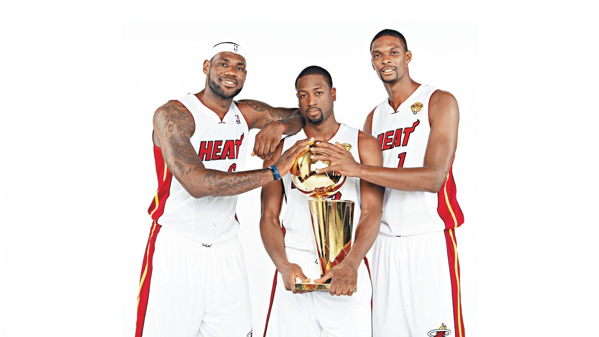 冰原独行侠，拉文寒锋出鞘，冻结天山飞虎